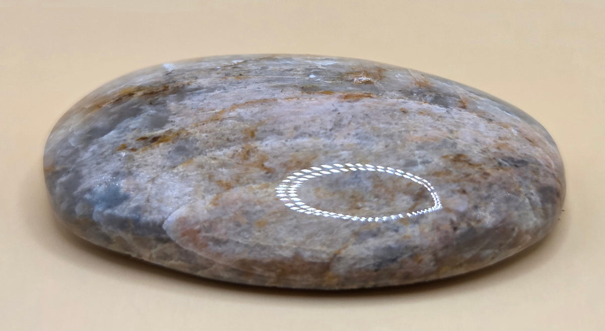 Moonstone Cabochon - Handmade - Wisconsin Moonstone - Oval Shape 30 ct