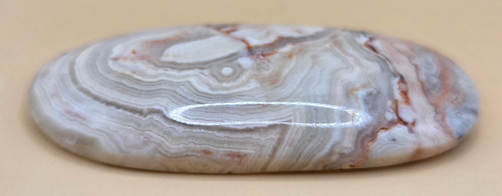Old Stock Lace Agate Cabochon - 48.5 ct