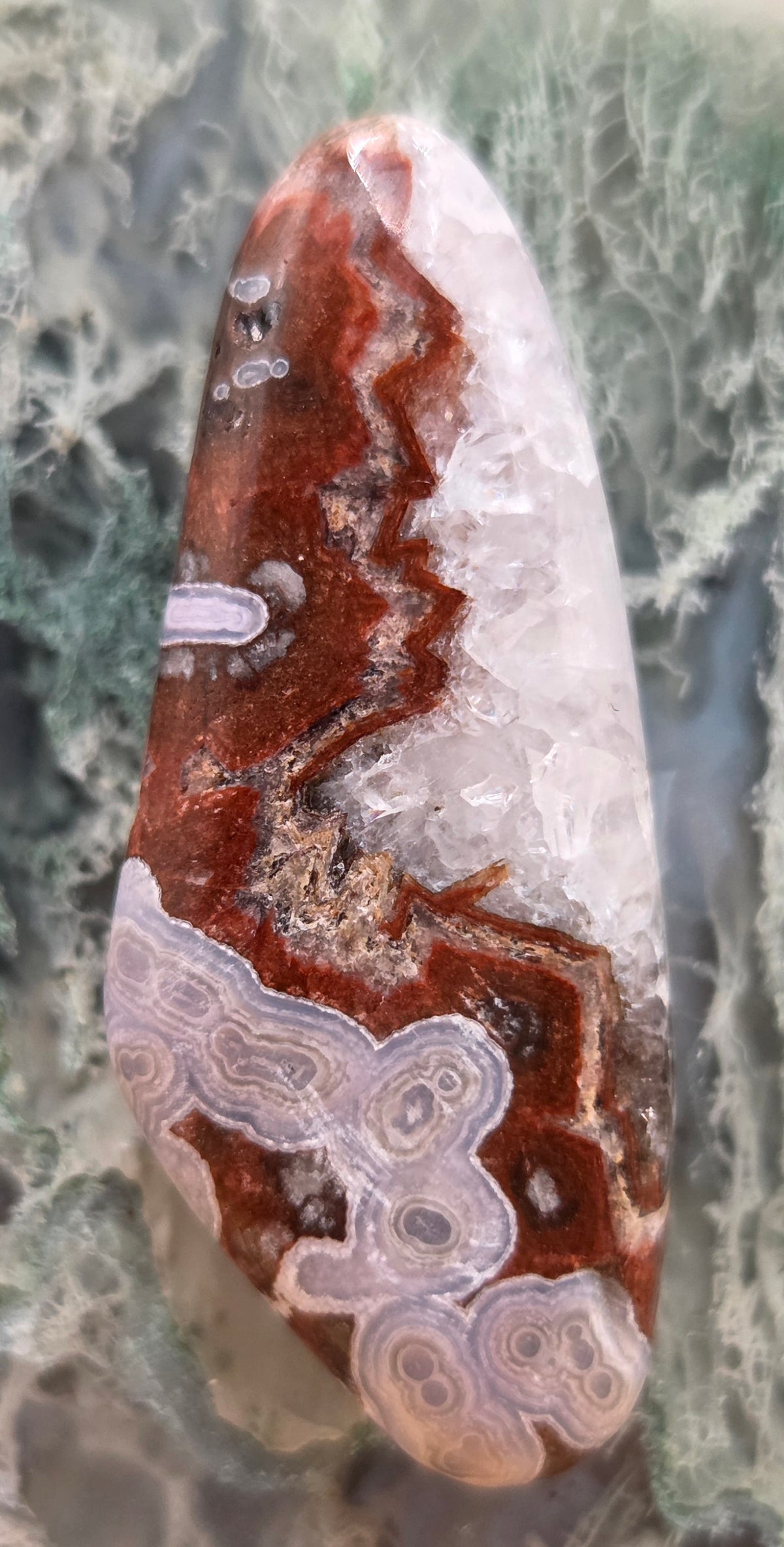 Mexican Fortification Agate with Druzy Quartz Cabochon - Laguna Type - 36.2 ct